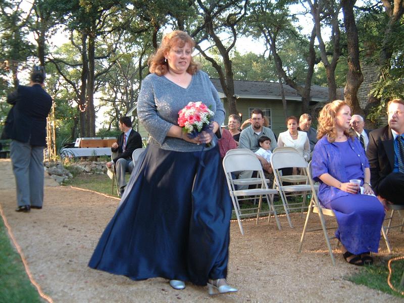 2003/10(Oct)/03(Urbik-Wedding)/800x600_2003-10-05 18-04-03.JPG
